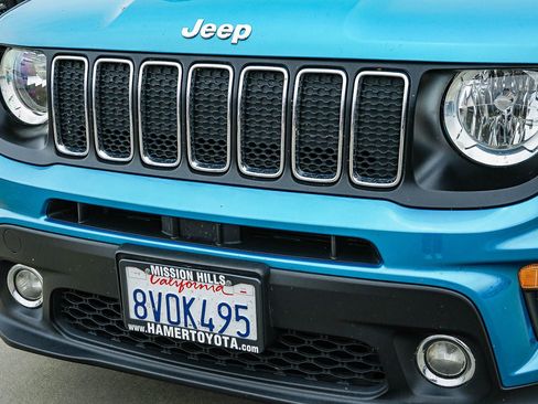 Used 2021 Jeep Renegade Latitude FWD image 9