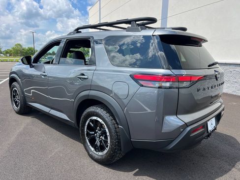 Used 2024 Nissan Pathfinder Rock Creek AWD/4WD image 5