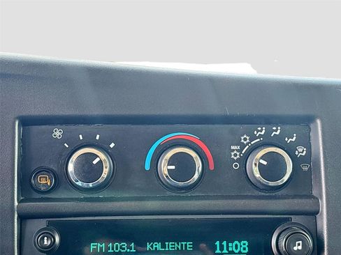 Used 2018 Chevrolet Express 3500 LT w/ LT Preferred Equipment Group RWD image 15