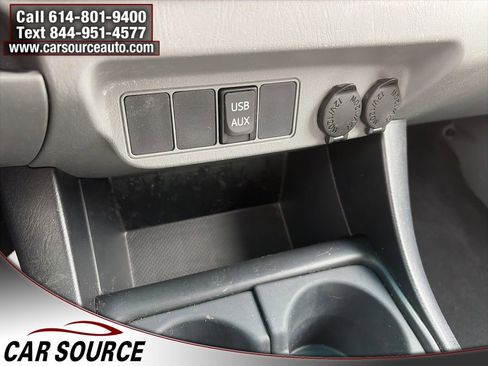 Used 2015 Toyota Tacoma Base w/ SR5 Package image 18