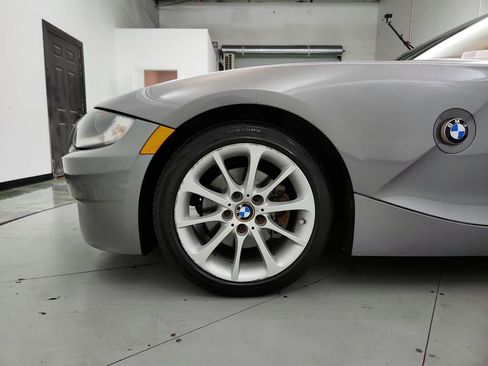 Used 2008 BMW Z4 3.0i image 25