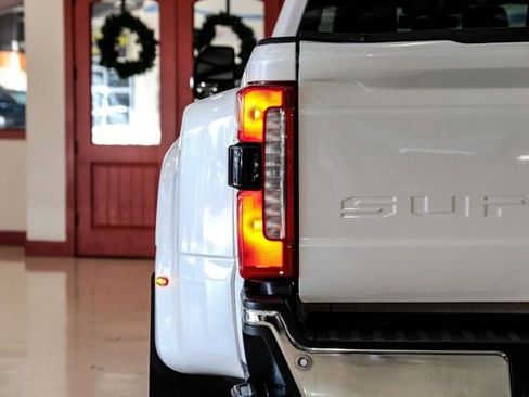 Used 2024 Ford F350 Lariat w/ Lariat Ultimate Package image 51