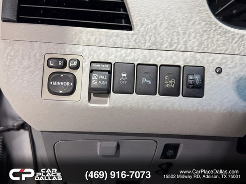 Used 2013 Toyota Sienna Limited w/ Premium Pkg FWD image 36
