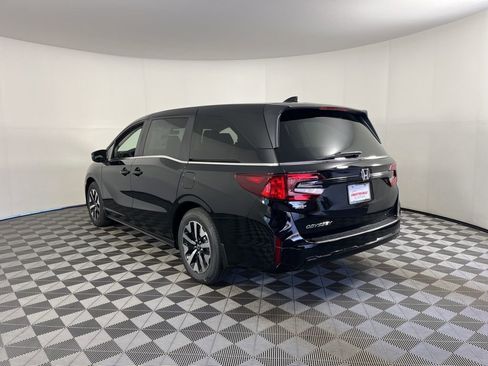 New 2026 Honda Odyssey EX-L image 3