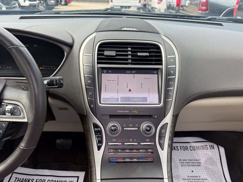 Used 2019 Lincoln Nautilus Reserve FWD image 24