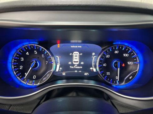 New 2026 Chrysler Pacifica Limited image 12