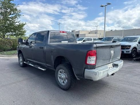 Used 2024 RAM 2500 Tradesman w/ Chrome Appearance Group AWD/4WD image 4