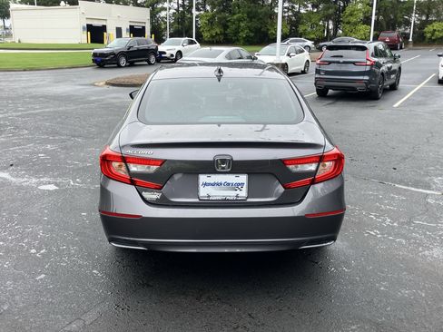 Used 2019 Honda Accord LX image 9