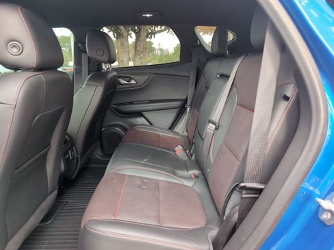 Used 2021 Chevrolet Blazer RS w/ Enhanced Convenience Package image 30