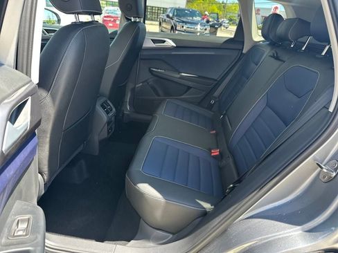 New 2025 Volkswagen Taos SEL image 25