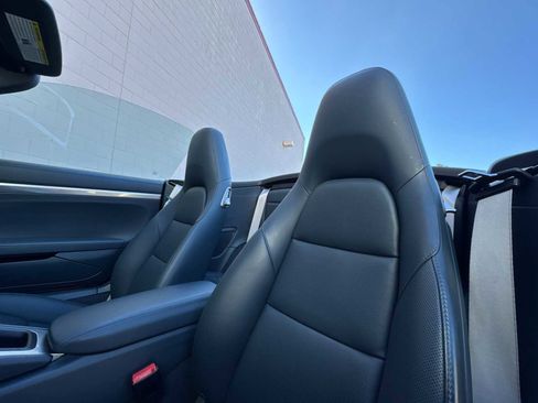 Certified 2017 Porsche 911 Turbo image 5