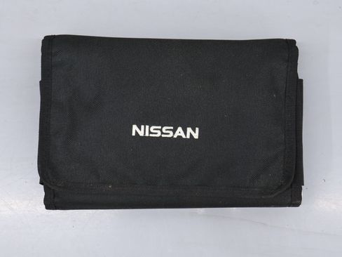 Used 2011 Nissan Frontier SL image 57