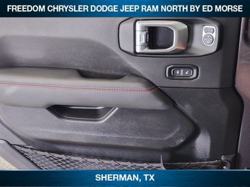 Used 2021 Jeep Wrangler Unlimited Rubicon AWD/4WD image 16