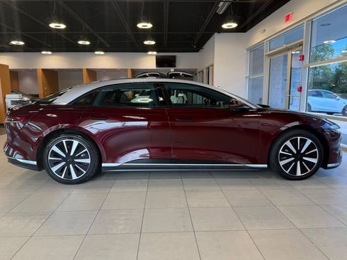 Used 2025 Lucid Air Touring AWD/4WD image 15