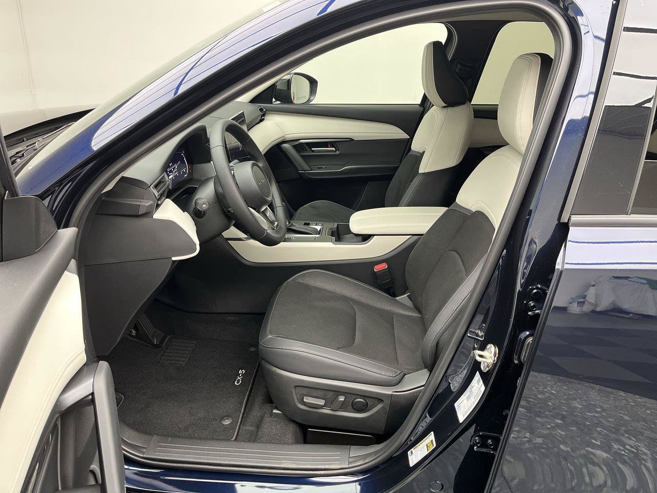 New 2026 MAZDA CX-5 Preferred AWD/4WD image 3