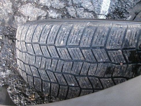 Used 2012 Ford Explorer XLT image 33