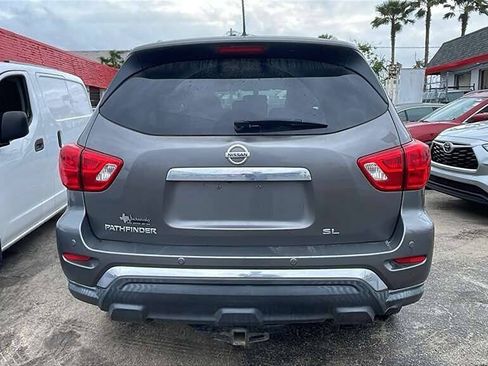 Used 2017 Nissan Pathfinder SL FWD image 4