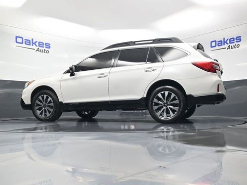 Used 2017 Subaru Outback 3.6R Limited image 64