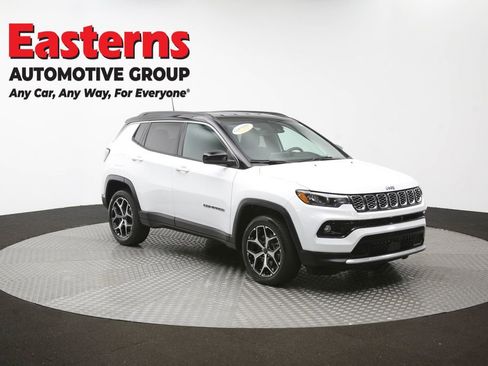 Used 2025 Jeep Compass Limited AWD/4WD image 49
