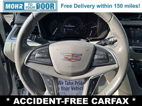 Used 2017 Cadillac XT5 Premium Luxury image 16