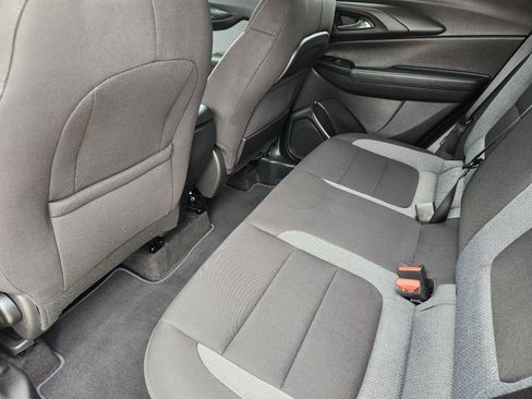 Certified 2025 Chevrolet TrailBlazer LT FWD image 31