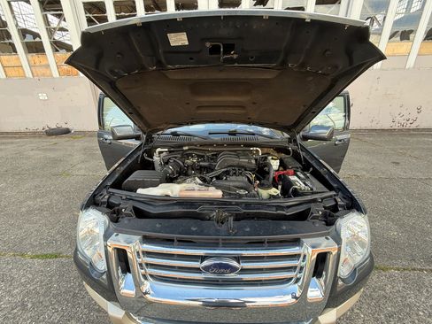 Used 2010 Ford Explorer Eddie Bauer AWD/4WD image 40