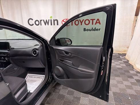 Used 2023 Hyundai Kona SEL FWD image 8