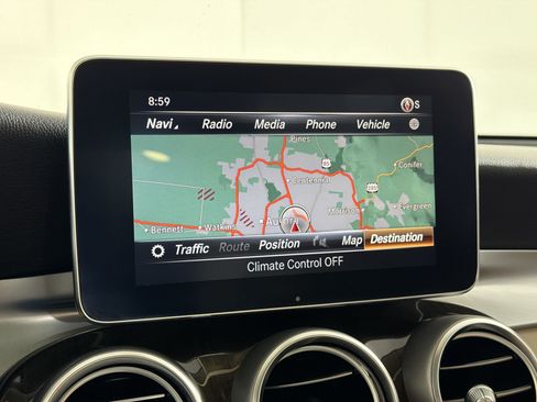 Used 2019 Mercedes-Benz GLC 300 4MATIC image 19
