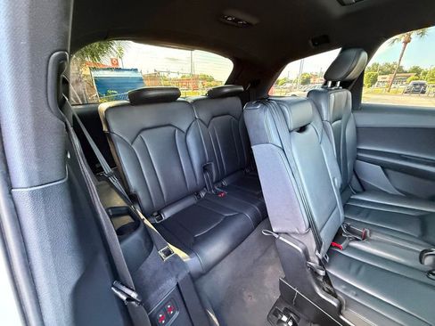 Used 2019 Audi Q7 3.0T Premium w/ Convenience Package AWD/4WD image 35