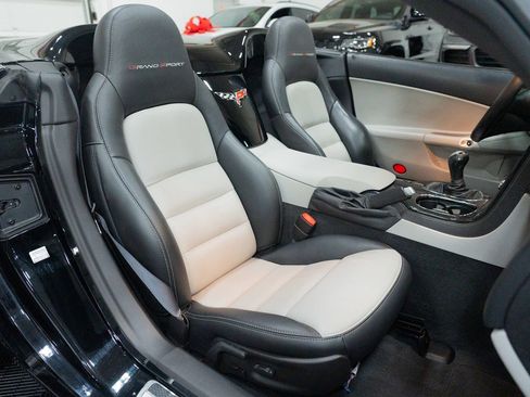 Used 2010 Chevrolet Corvette Grand Sport w/ Preferred Equipment Group image 26