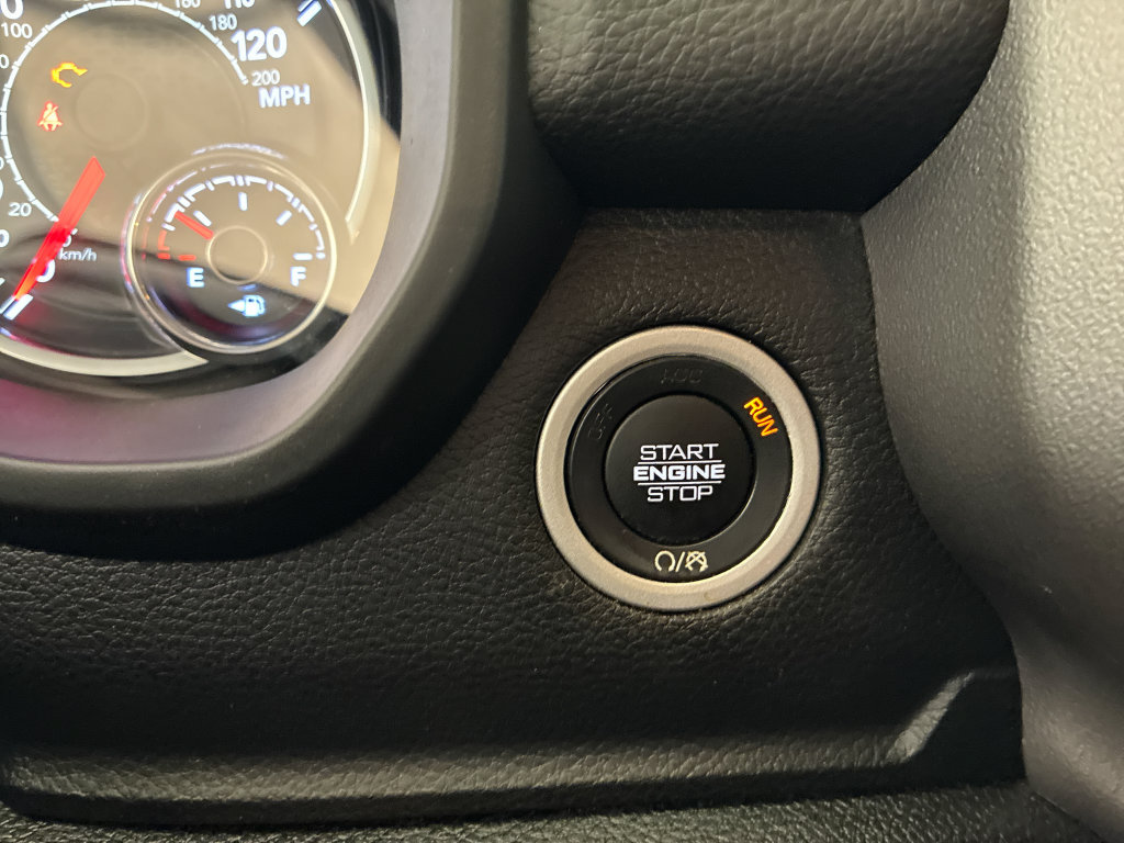 Used 2022 RAM 1500 Big Horn AWD/4WD image 17