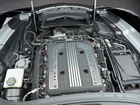 Used 2018 Chevrolet Corvette Z06 RWD image 28