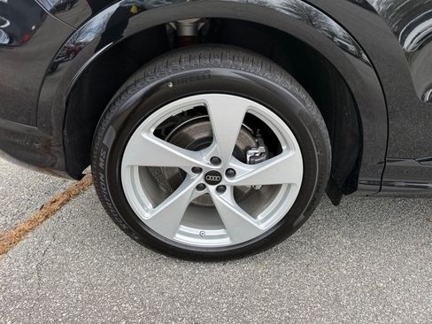 New 2025 Audi Q5 Prestige image 23