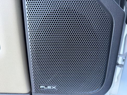 Used 2016 Ford Flex Limited image 27