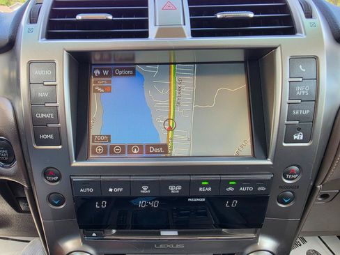 Used 2019 Lexus GX 460 Premium AWD/4WD image 17