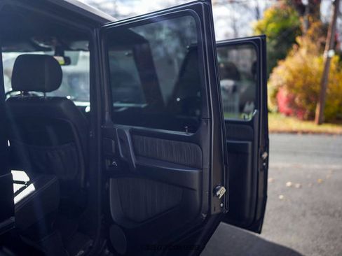 Used 2009 Mercedes-Benz G 55 AMG 4MATIC image 34