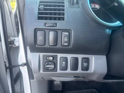 Used 2015 Toyota Tacoma 4x4 Double Cab w/ TRD Sport Package image 24