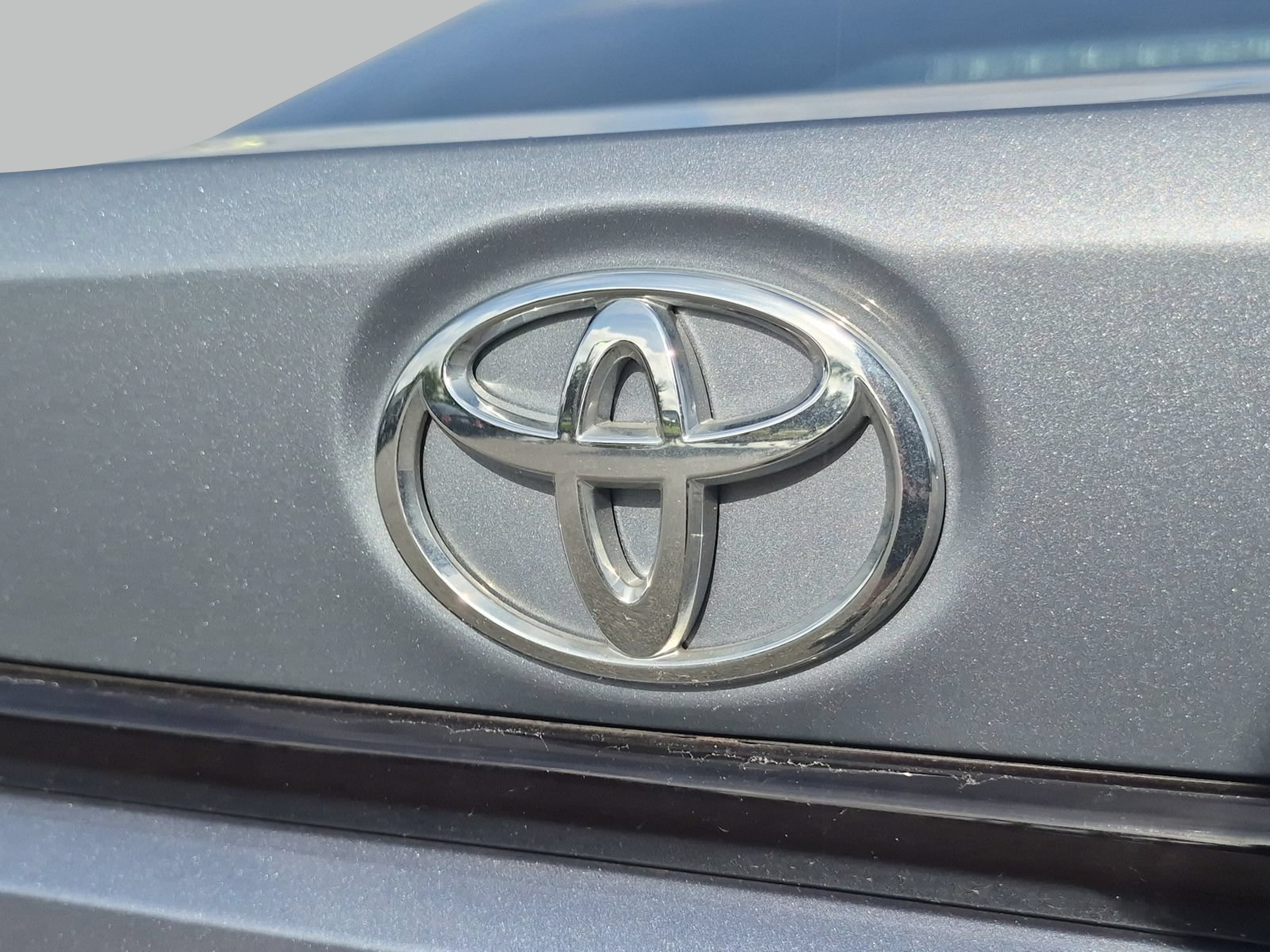 Used 2023 Toyota Corolla LE FWD image 26