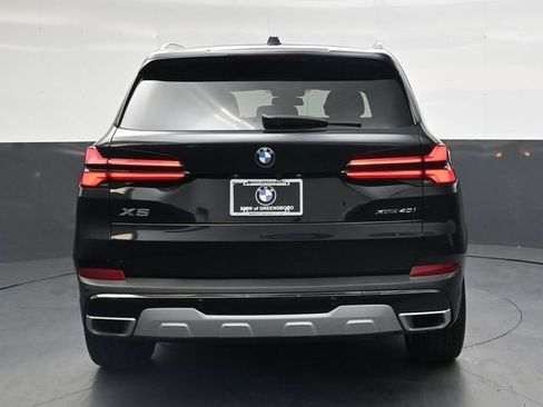 Used 2024 BMW X5 xDrive40i w/ Premium Package AWD/4WD image 6