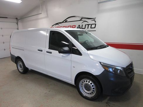 Used 2019 Mercedes-Benz Metris image 6