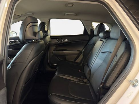 Used 2023 Kia Sportage EX FWD image 24