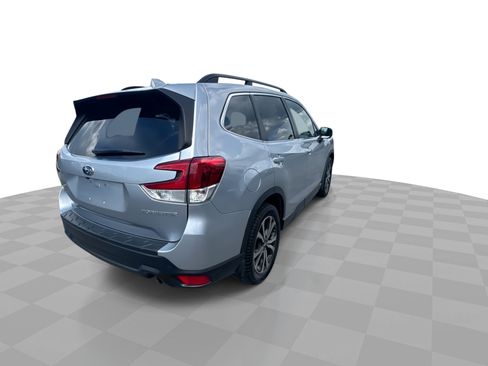 Used 2019 Subaru Forester Limited AWD/4WD image 8