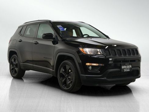 Used 2021 Jeep Compass Latitude image 7