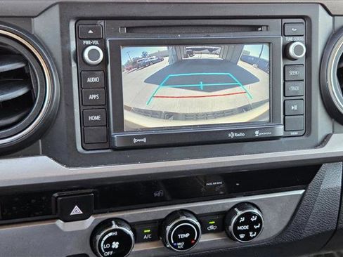 Used 2018 Toyota Tacoma SR5 RWD image 12