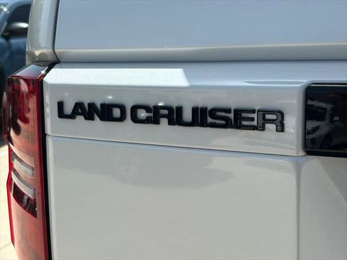 Certified 2026 Toyota Land Cruiser w/ Premium Package AWD/4WD image 13