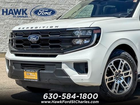 Certified 2025 Ford Expedition Max Active AWD/4WD image 2
