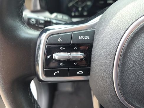 Used 2023 Kia Sorento SX AWD/4WD image 19