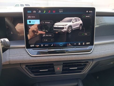New 2026 Volkswagen Tiguan S FWD image 18