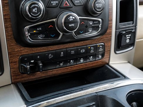 Used 2018 RAM 2500 Laramie AWD/4WD image 36