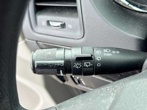 Used 2014 Dodge Grand Caravan SE w/ Quick Order Package 29E SE FWD image 15